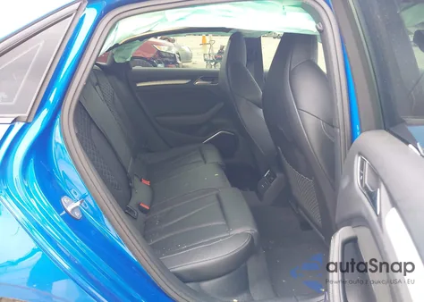 2018 Audi S3 2.0T Premium Plus/2.0T Tech Premium Plus z USA, uszkodzony, nr VIN WAUF1GFF5J1020717